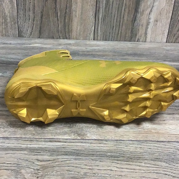 NEW Under Armour UA Hammer MC Football Cleats Gold - Picture 6 of 6